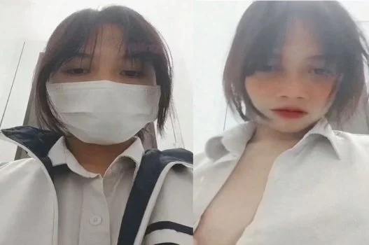 Clip sex nữ sinh sướng điên trong WC